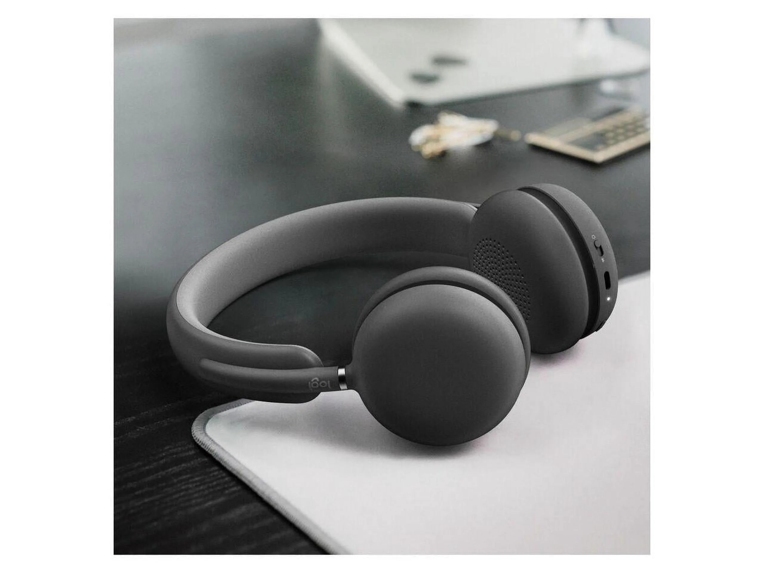 Wireless Bluetooth Headset with Noise-Cancelling Microphone H903