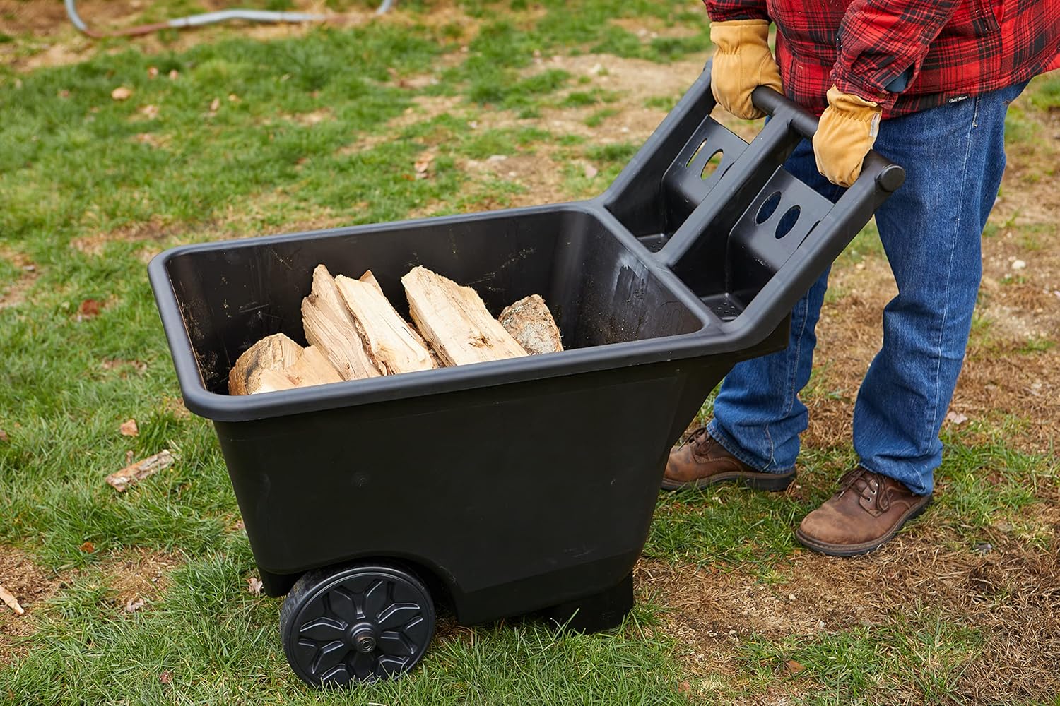 Heavy Duty Wheeled Yard Cart, 4.5 Cubic Feet, 200-Pound Capacity T85172