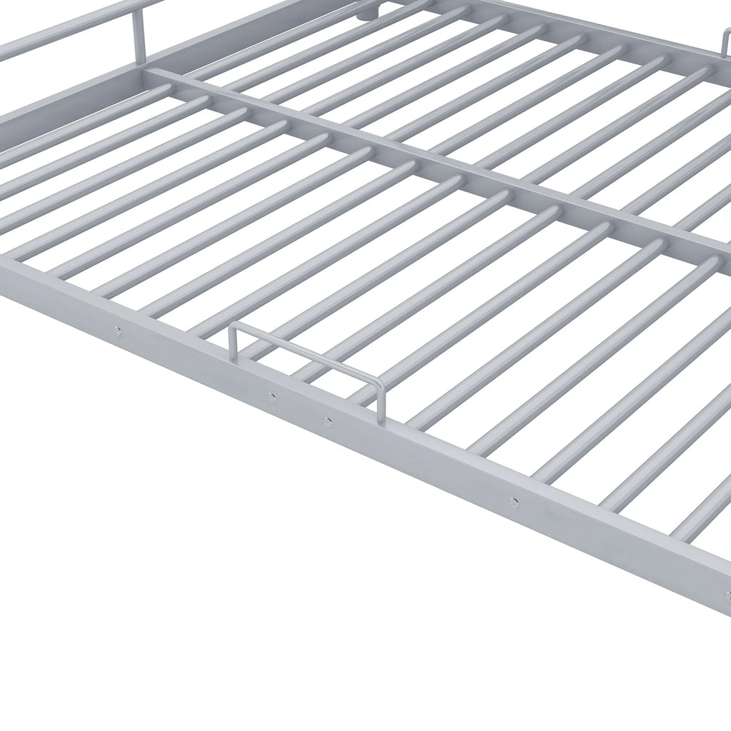 Triple Bunk Bed with Metal Frame G477367