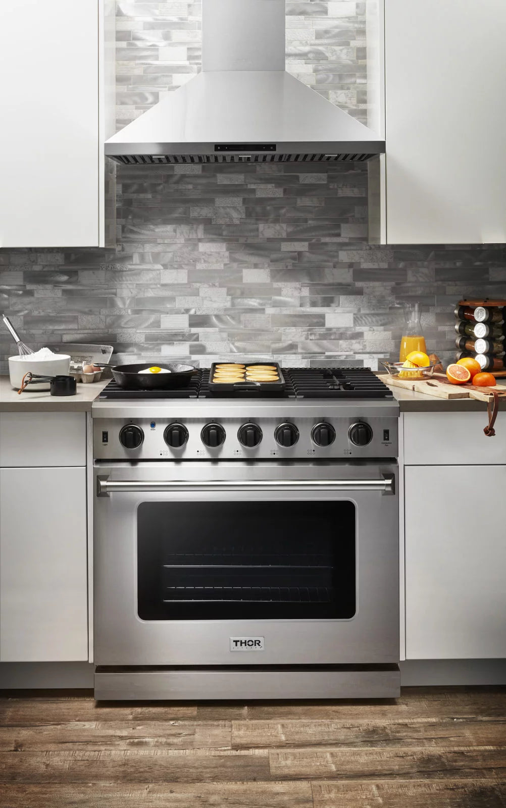 36-Inch Gas Range, 6 Burners, Stainless Steel A6518