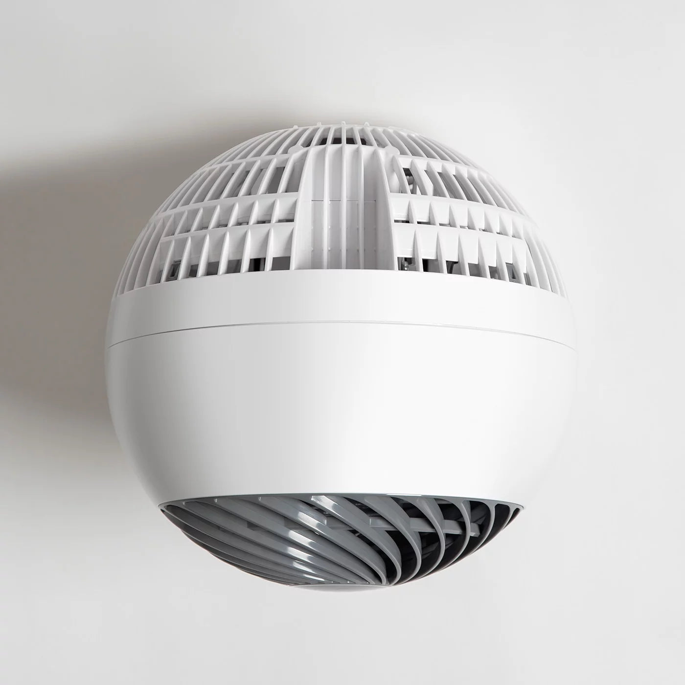 Compact Globe Oscillating Circulating Fan with Remote, White O42803
