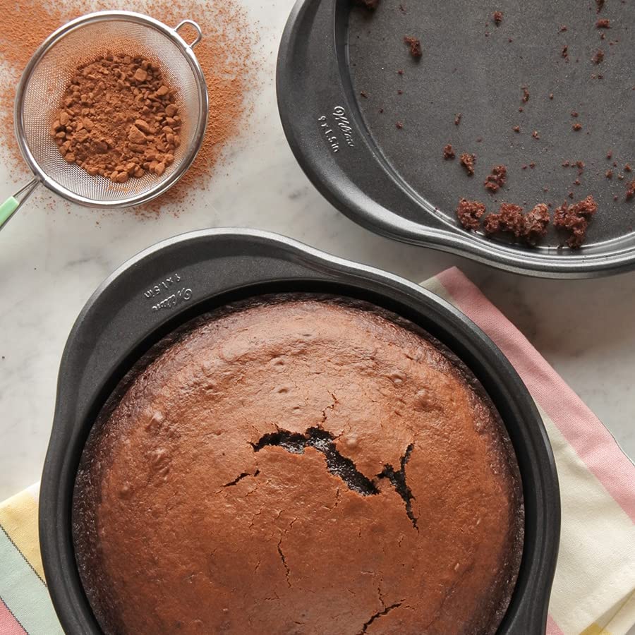 Non-Stick 9-Inch Round Cake Pan, Steel Q2434