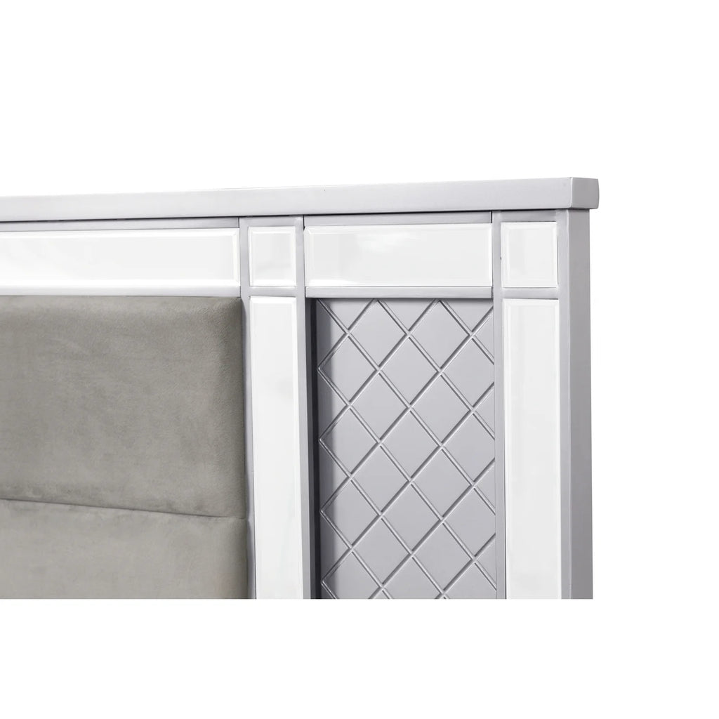 King Bed Silver Champagne with Mirror C721