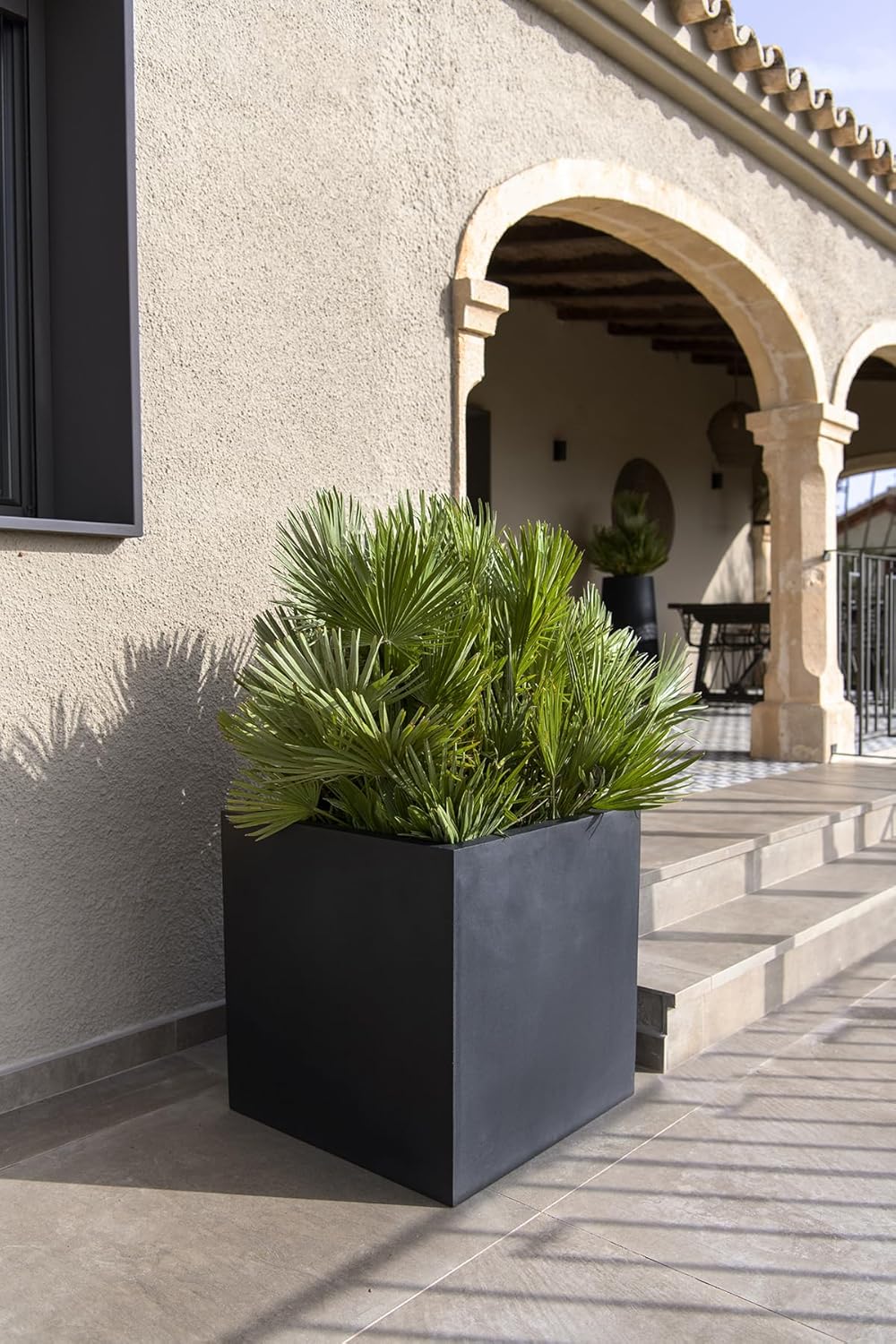 Modern Square Fiberstone Planter, Black G5008
