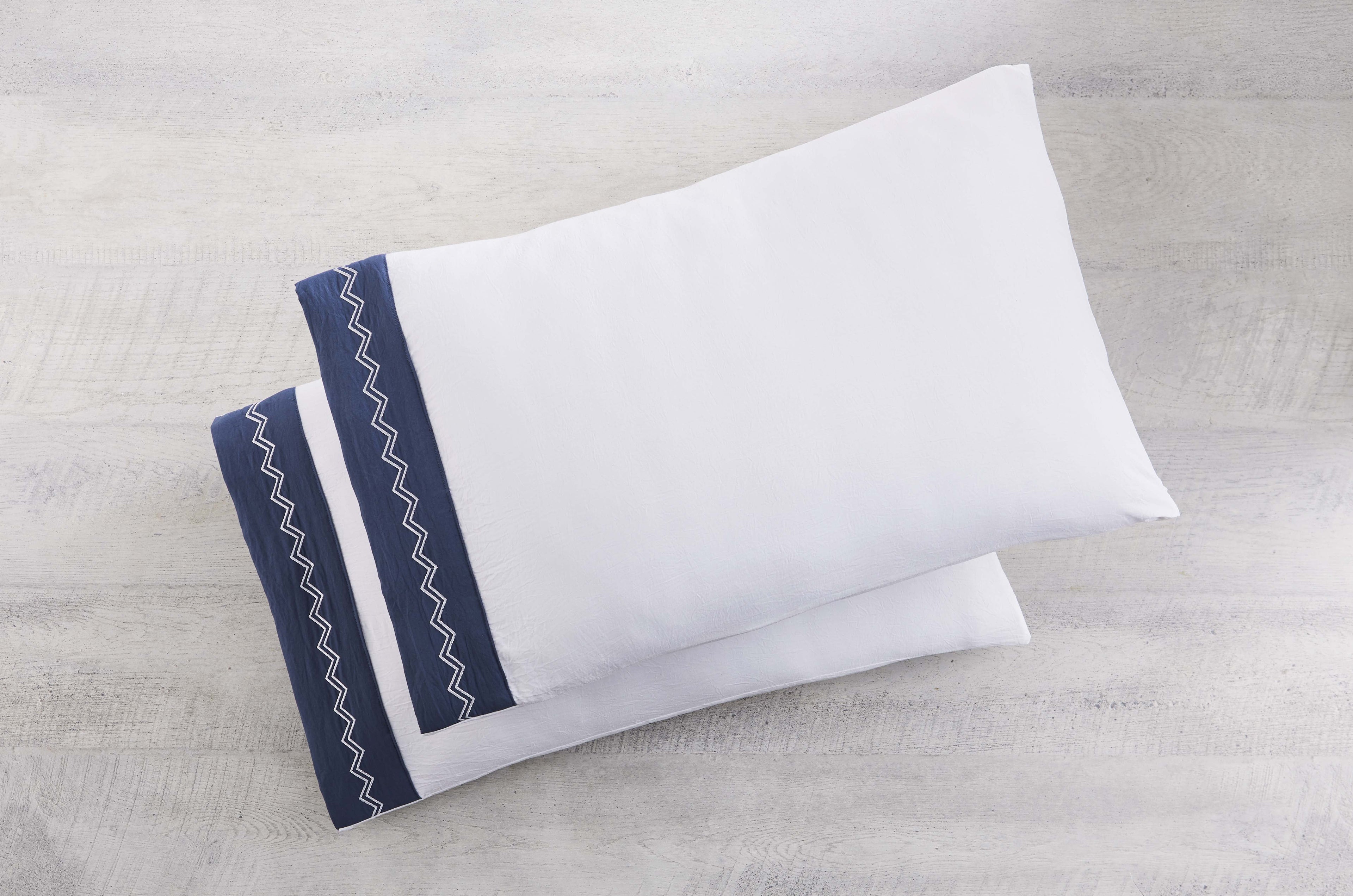Navy Full Comforter Set with Sheets, Aztec, Polyester U168834