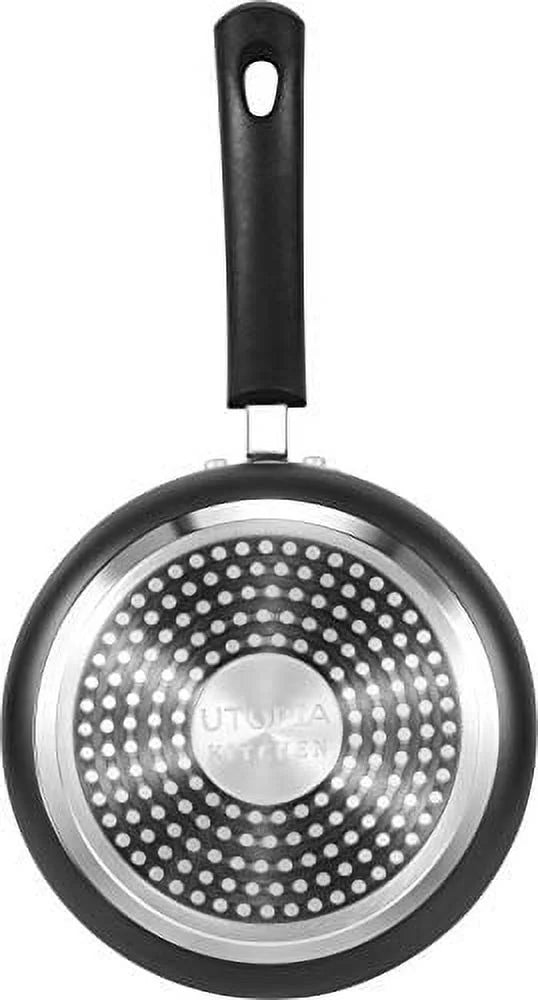 Nonstick Saucepan with Glass Lid, 2 Quart E838