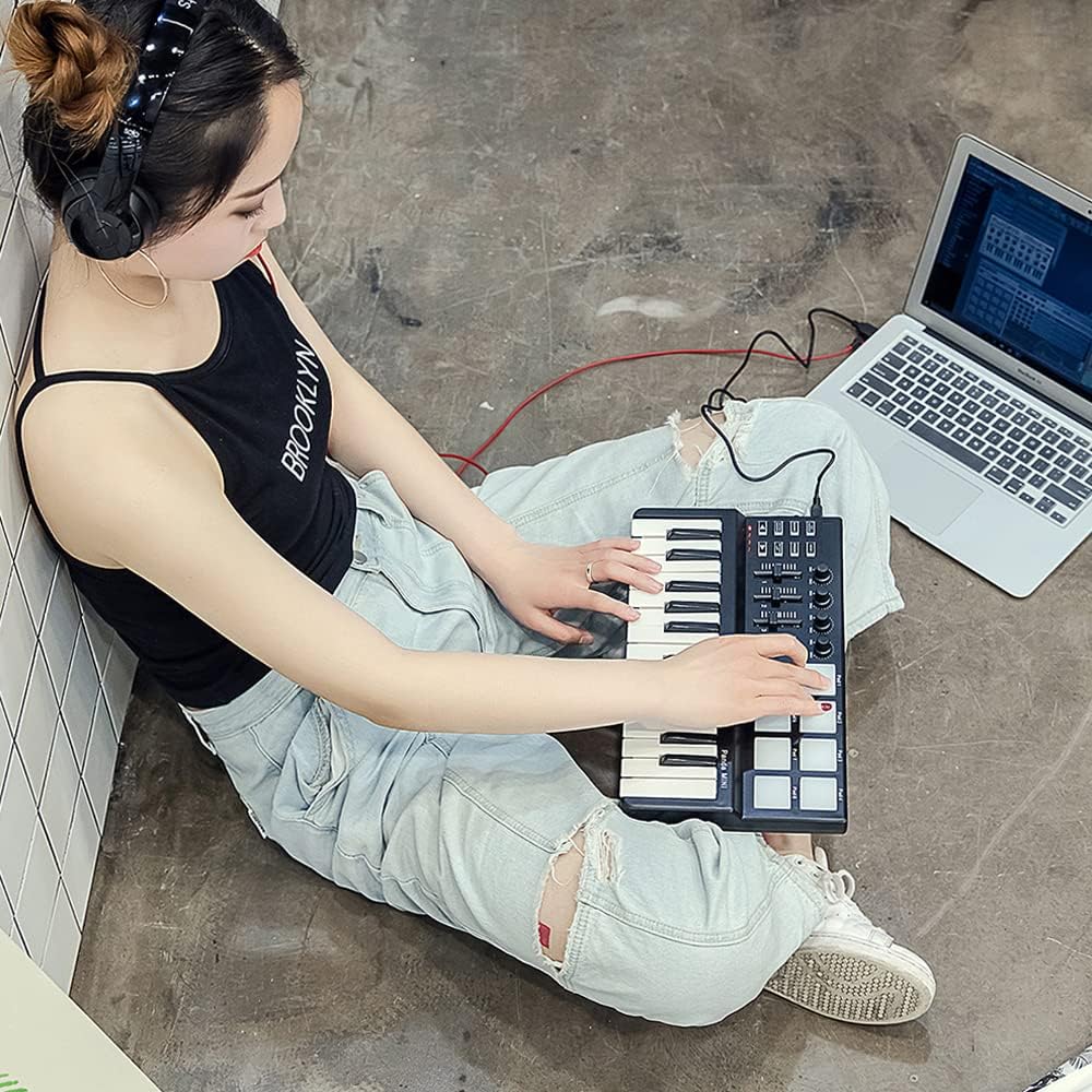 25-Key USB MIDI Controller with Drum Pad B6824
