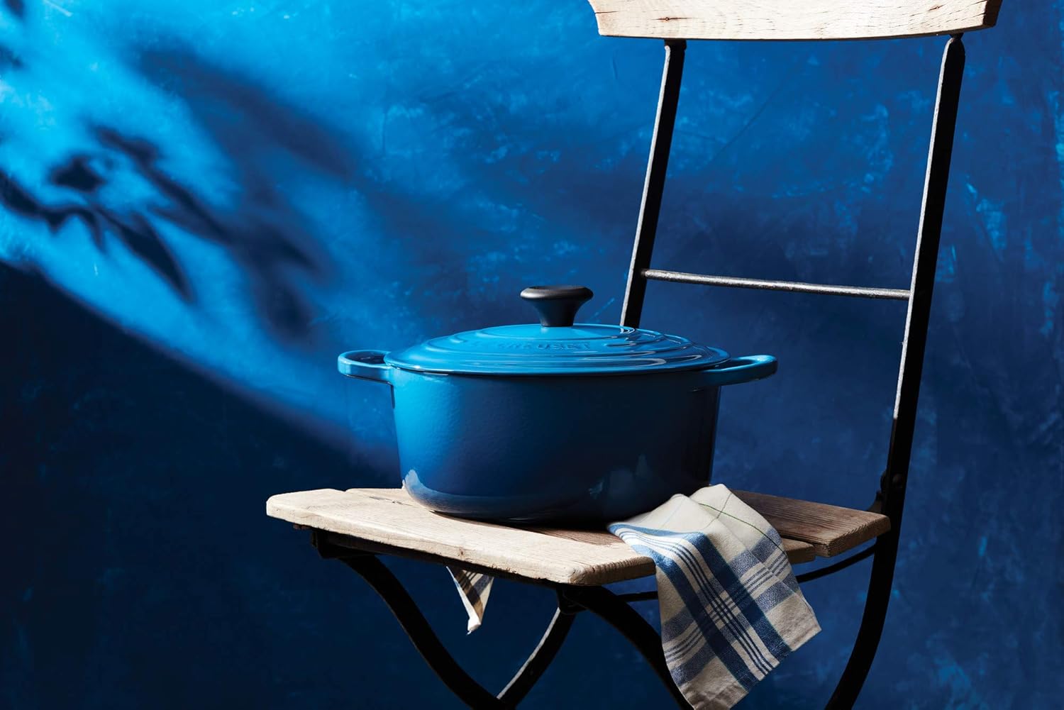 Enameled Cast Iron Round Dutch Oven, 5.5 qt. T48857