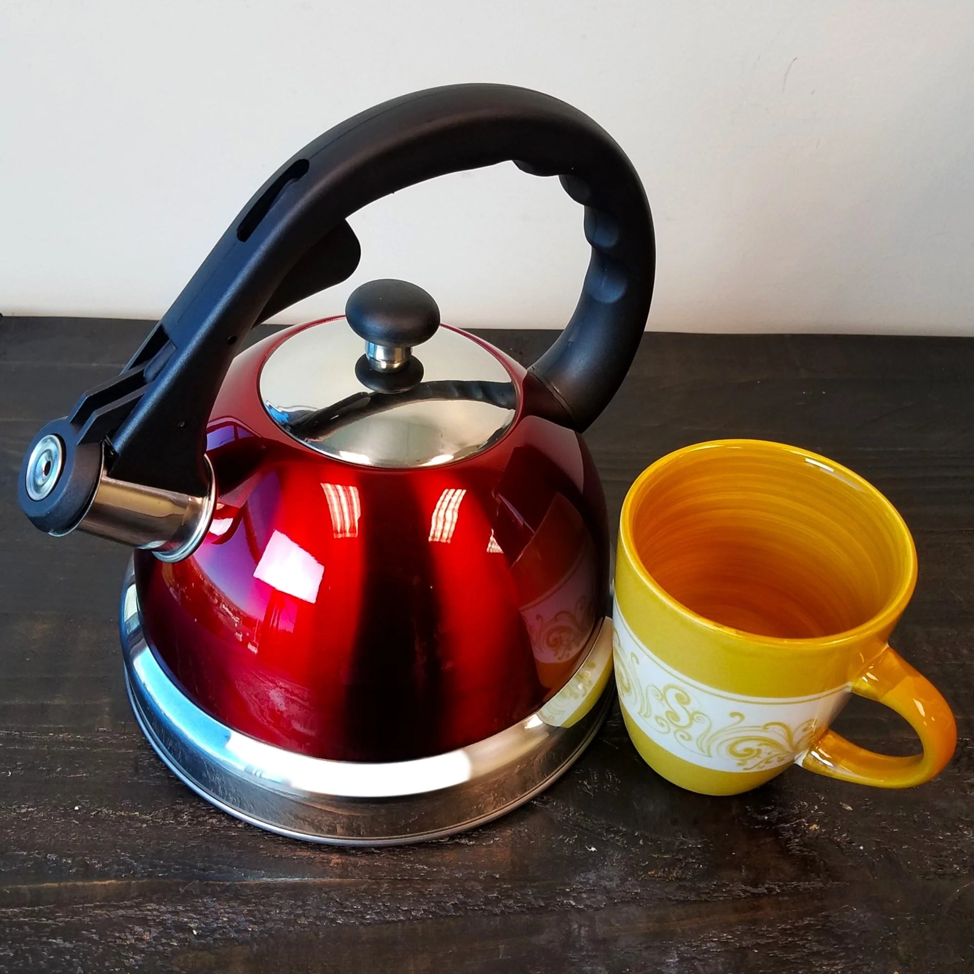 1.7 Qt Whistling Stainless Steel Tea Kettle in Red F929700
